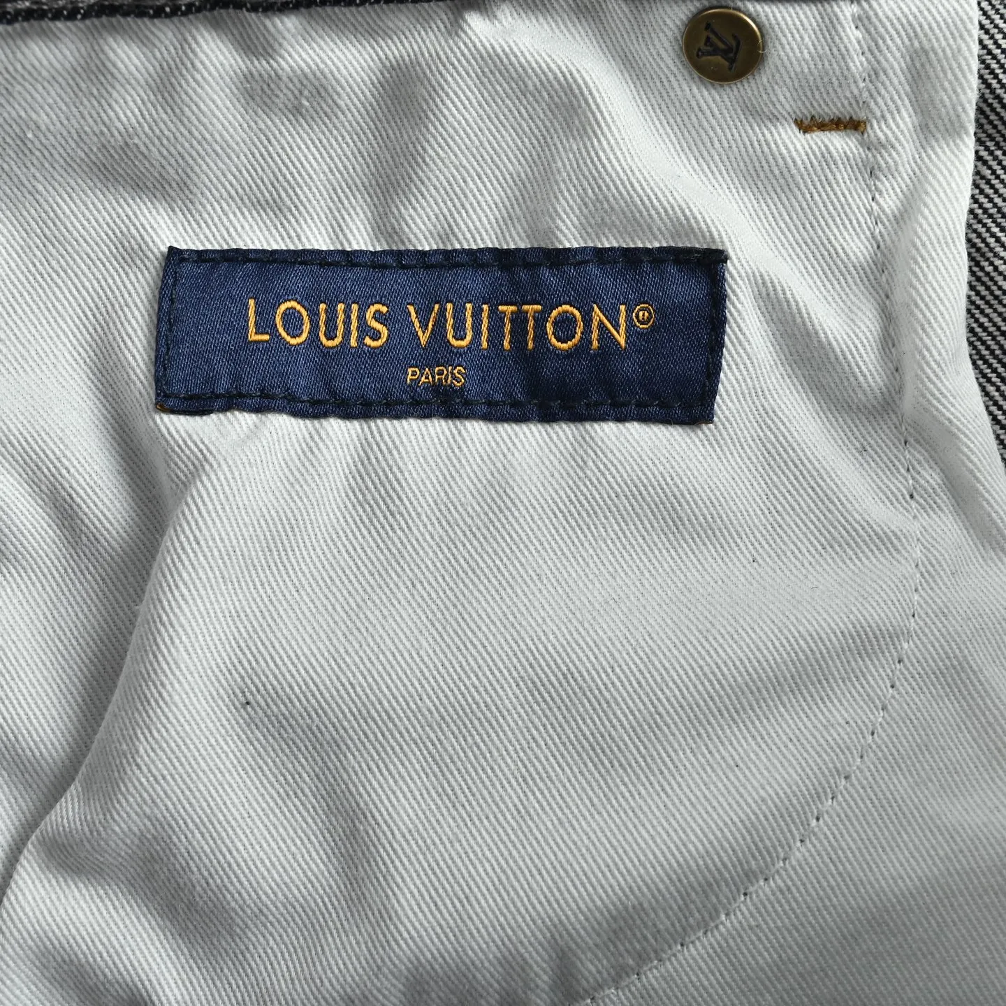 Louis Vuitton/